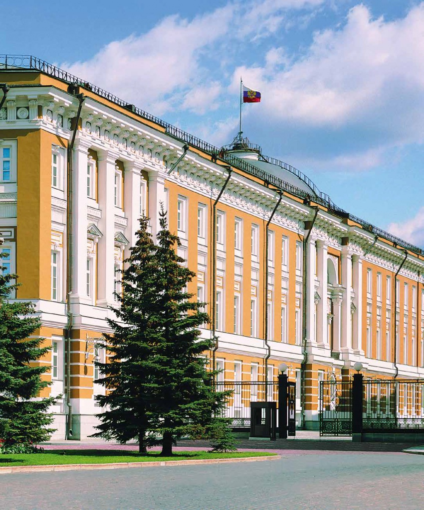 Вид со стороны Ивановской площади